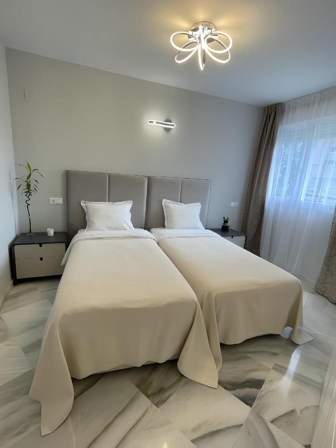 Luxury Apartment Benalmadena First Line Eksteriør billede